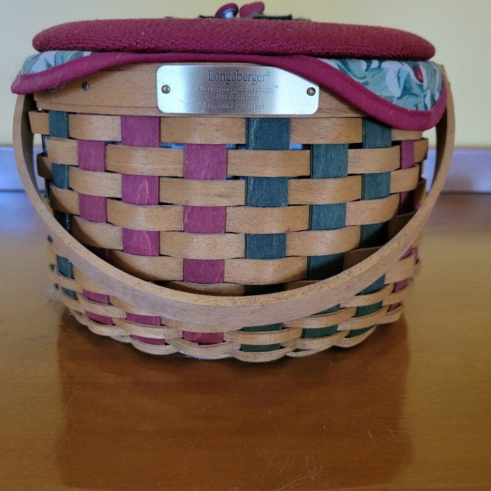 Longaberger 2003 Christmas Collection Caroling Basket